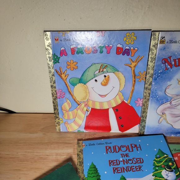 7 Christmas Books Little Golden Books Great condition - Picture 3 of 12